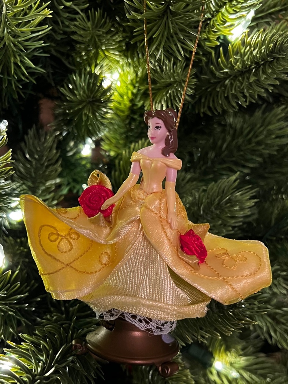2002 DISNEY Princess Belle, Beauty and the Beast ROTATING ORNAMENT